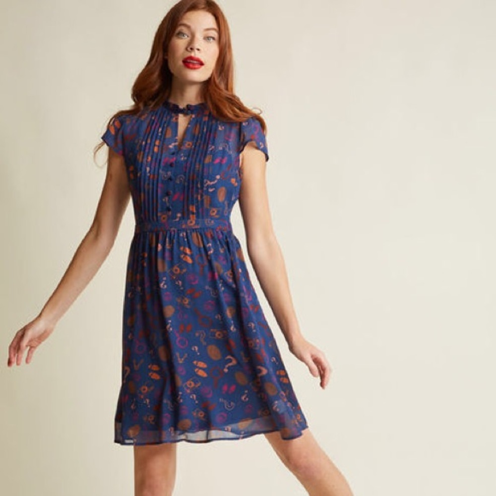 Oh Say Can Museum A-Line Dress in Detective